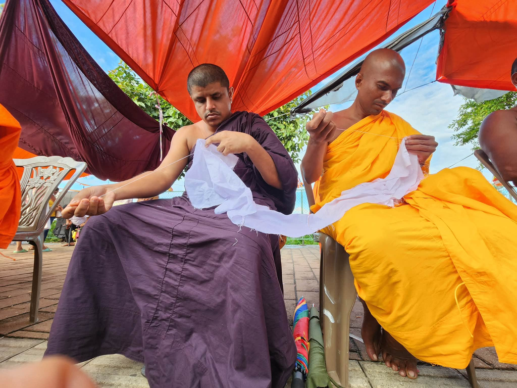 ජනාධිපති කාර්යාලය අසල අද උදෑසන නවතම තත්වය මෙන්න 3 Iri News image 9 Iri News